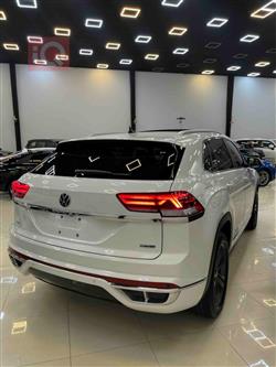 Volkswagen Atlas Cross Sport